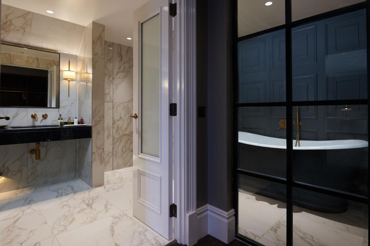 Cameron House On Loch Lomond Alexandria Εξωτερικό φωτογραφία Bathroom